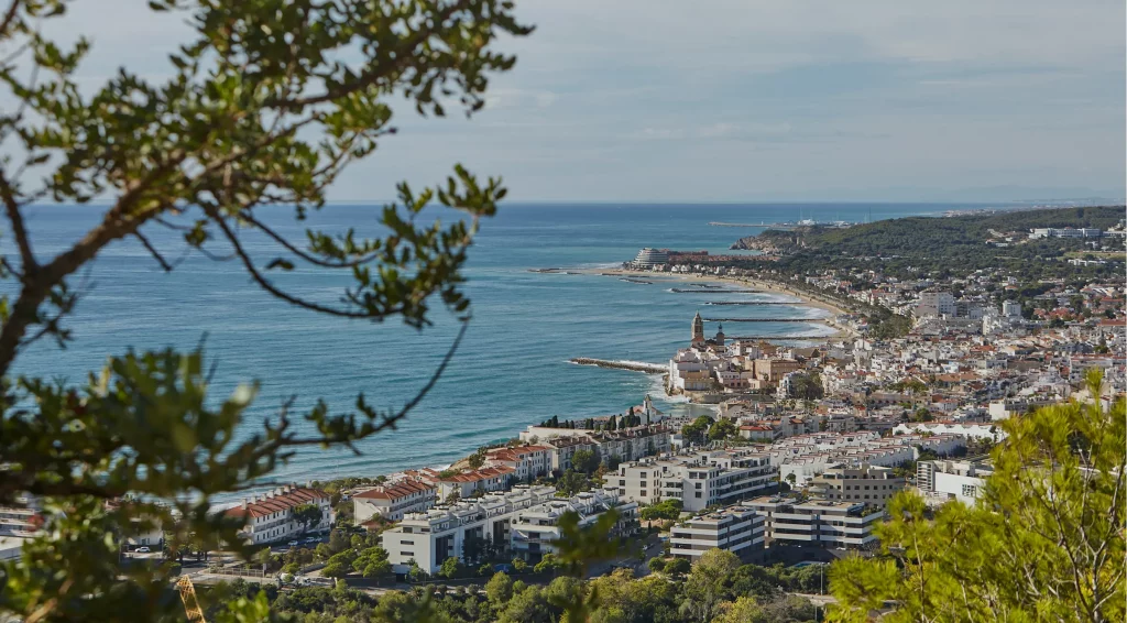 Vista de Sitges des de la serra del Garraf