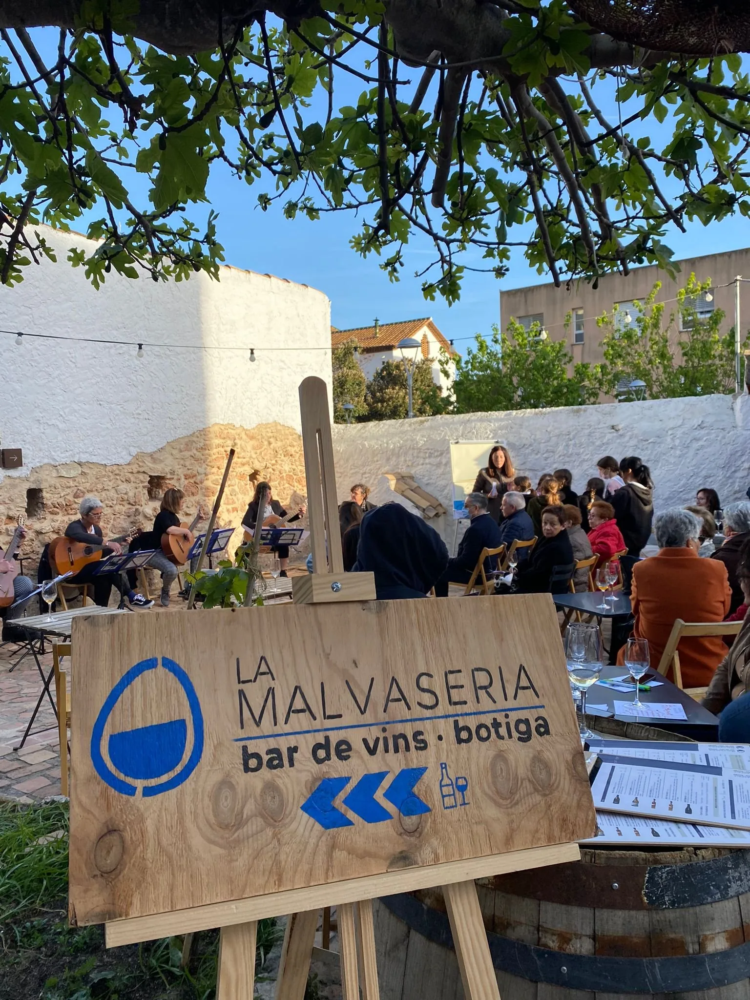 Centro de Interpretación de la Malvasia de Sitges – LA MALVASERIA – bar de vinos